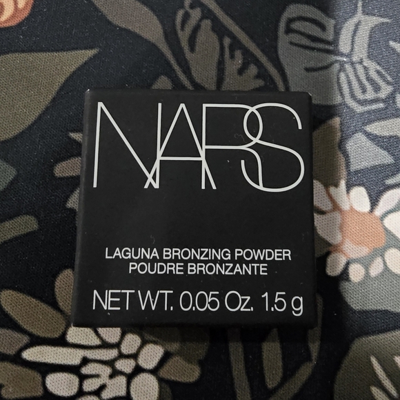 Nars Laguna Bronzing Powder In Laguna 02 (Original) Travel Siz 0.05 0z / 1.5 g - Picture 1 of 6